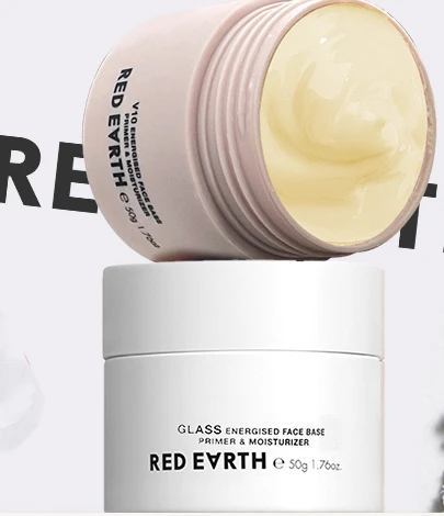 

Before makeup, women's isolation cream and foundation cream moisturize invisible pores and brighten skin tone