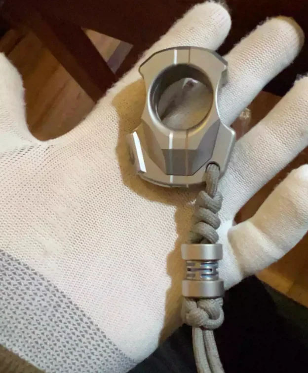 

Second-hand EDC MTAK Finger Tiger