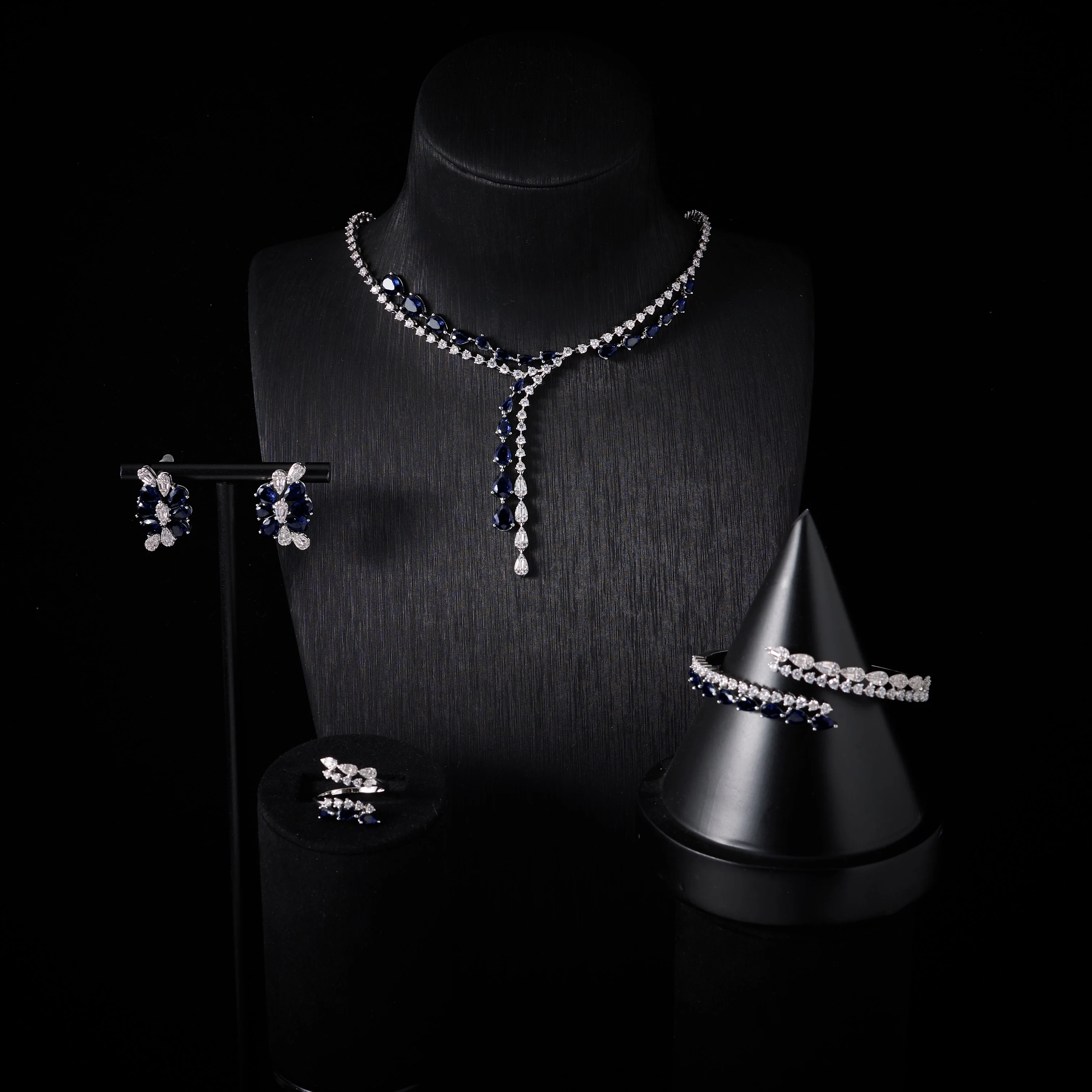 طقم أمِثيست إيليت البنفسجي