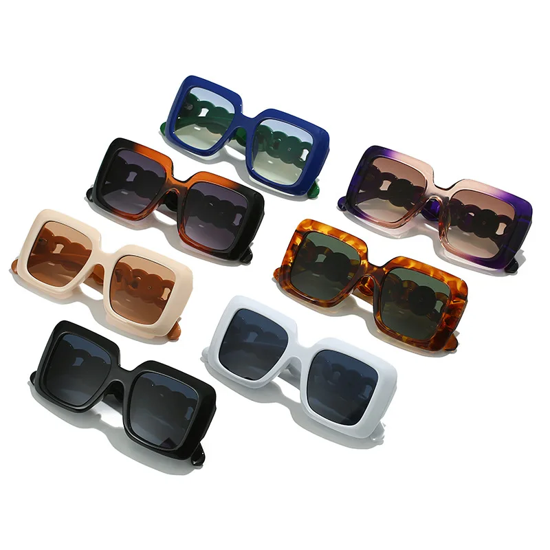 D&T 2022 New Fashion Square Sunglasses Women Men Brand Designer Gradients Lens Frame Golden Sun Glasses Casual UV400_voghion.com