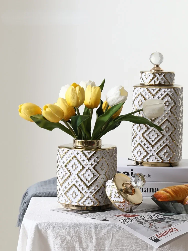 Ceramic Crystal Decorative Jar Checkmate can Geometric Golden Relief Jars Storage Tank Vase Storage container Home Decoration 2