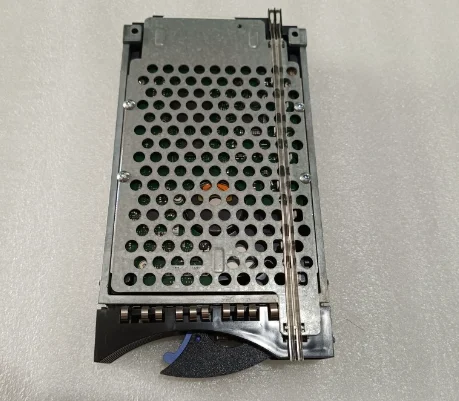 

Для жесткого диска 3279 146G 03N5285 03N6350 03N6352 03N5288 15K SCSI