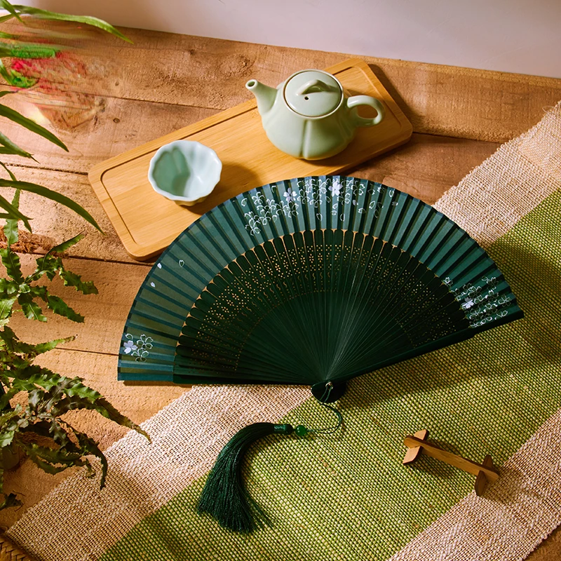 

21cm Chinese style retro style green series Cherry Blossom gradient folding fan daily portable dance cheongsam fan
