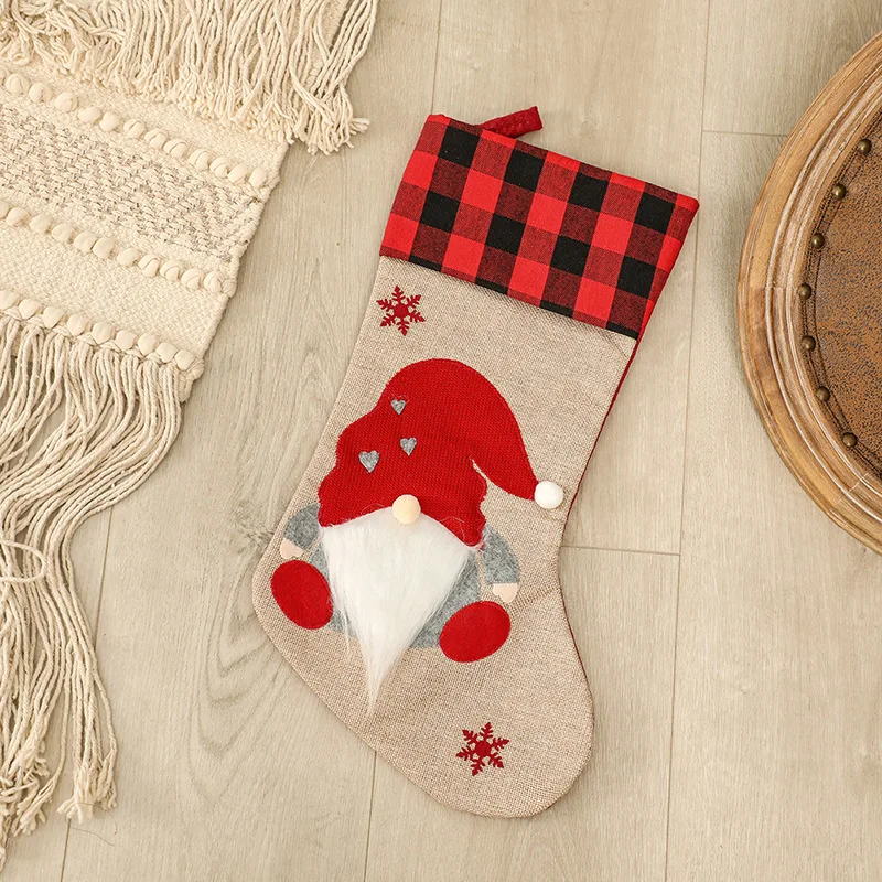 thumbnail image 1 of Calcetines navideños personalizados con el nombre de Rudolph para niños, regalo de Feliz Año Nuevo, bolsa de dulces, adornos para el árbol de Navidad de la sala de estar, calcetines con el nombre bord, 1 of 5