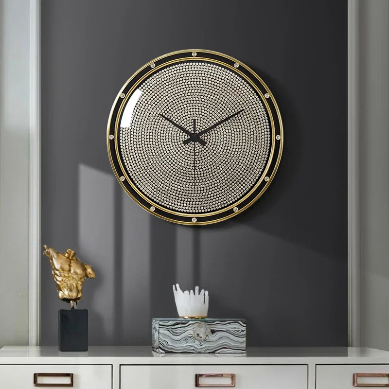 

Luxury European Wall Clock Gold Living Room Kitchen Silent Wall Clock Large Retro Simple Reloj Pared Home Decorations OO50WC