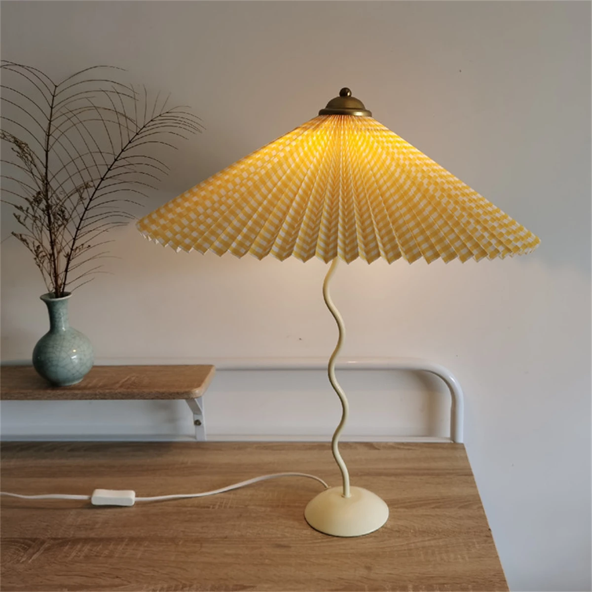 Nordic Umbrella Table Lamp Ins Retro Pleated Umbrella Medieval Korean