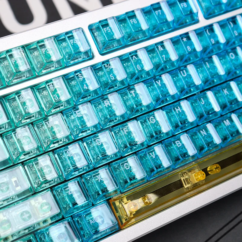 Рисунок 6 - Градиентные голубые 156 клавиш