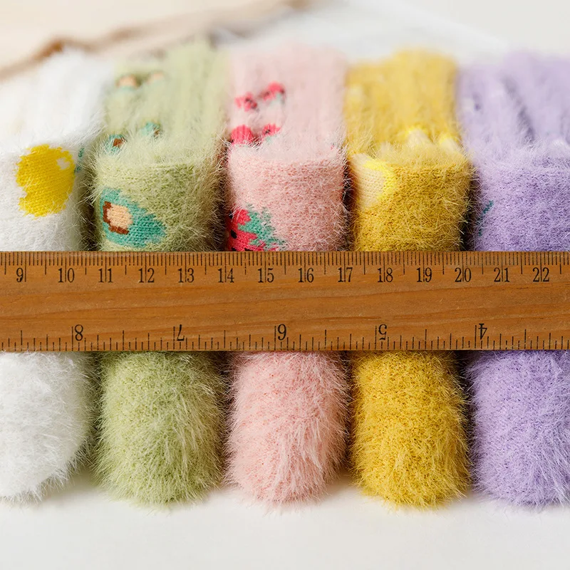 4/8 Pairs High Quality Women's Cotton Socks Solid Color Breathable Women's Cotton Socks Autumn and Winter Fruit Pattern Socks