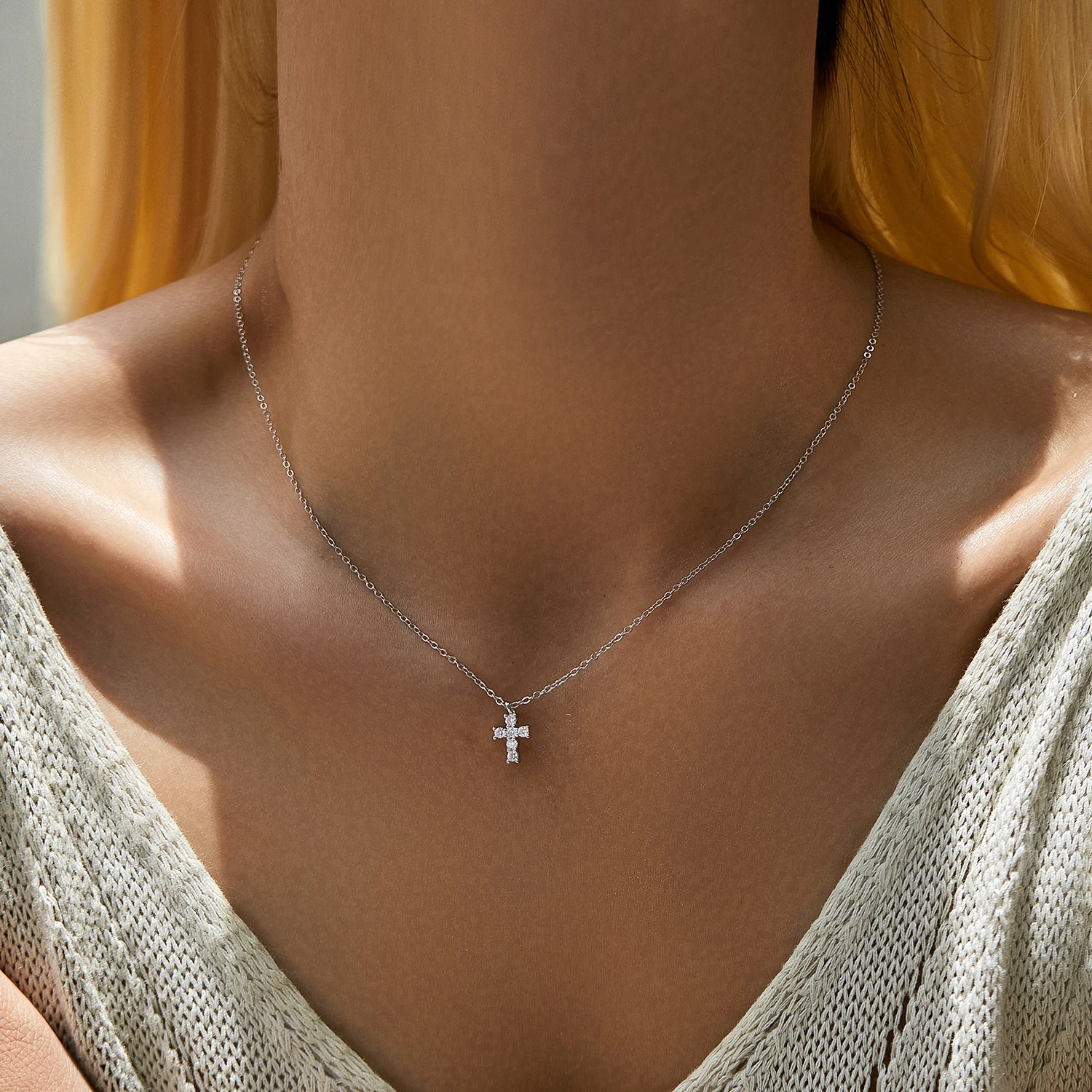 MODIAN D Color Moissanite 925 Sterling Silver Corss Pendant Necklaces Sparkling Lab Diamond Link Chain Jewelry For Women Gifts