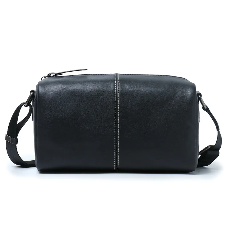 Men's Leather Shoulder Bag Crossbody Bag Plant Tanned Leather Small Body Bag  Simple Casual Pillow Bag Commuting