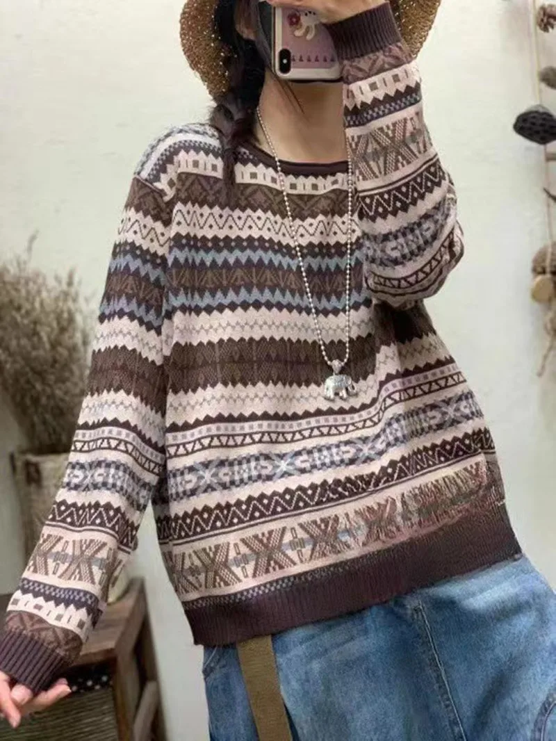 Limiguyue Retro Jacquard Pattern Wool Sweater - Image 4