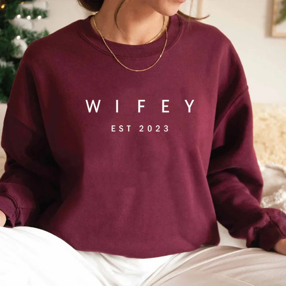 

Женский свитшот с графическим принтом Wifey EST, свитшот для свадебного подарка, помолвка, подарок для невесты, 2023