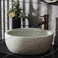 อ่างล้างหน้าแบบตั้งพื้นสำหรับระเบียงกลางแจ้ง สไตล์ย้อนยุค ดีไซน์สร้างสรรค์ ผิวแบบฝ้า ลายหินเทียม พร้อมก๊อกน้ำ 1