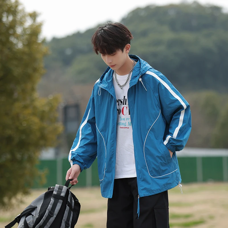 Summer couple Sunscreen clothing 2024 New Lightweight and UV Resistant Outdoor Sports Hooded windbreaker Men's Sunscreen Jacket