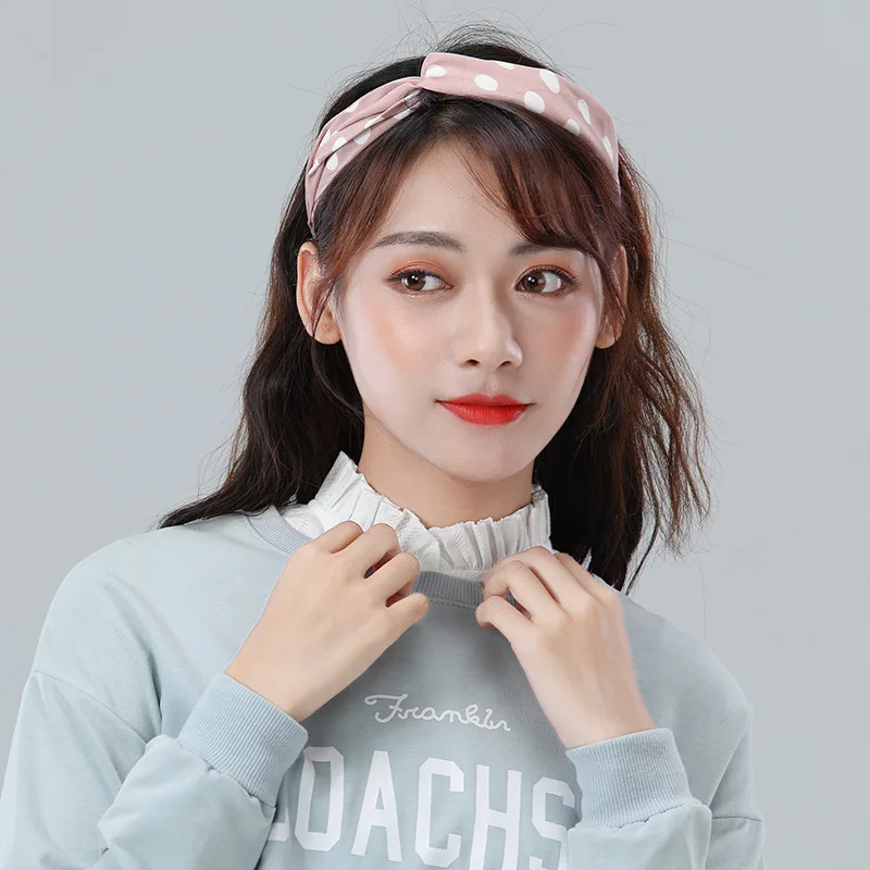 

Autumn and Winter New Linen Women Shirt Fashion Ruffle Fake Collar