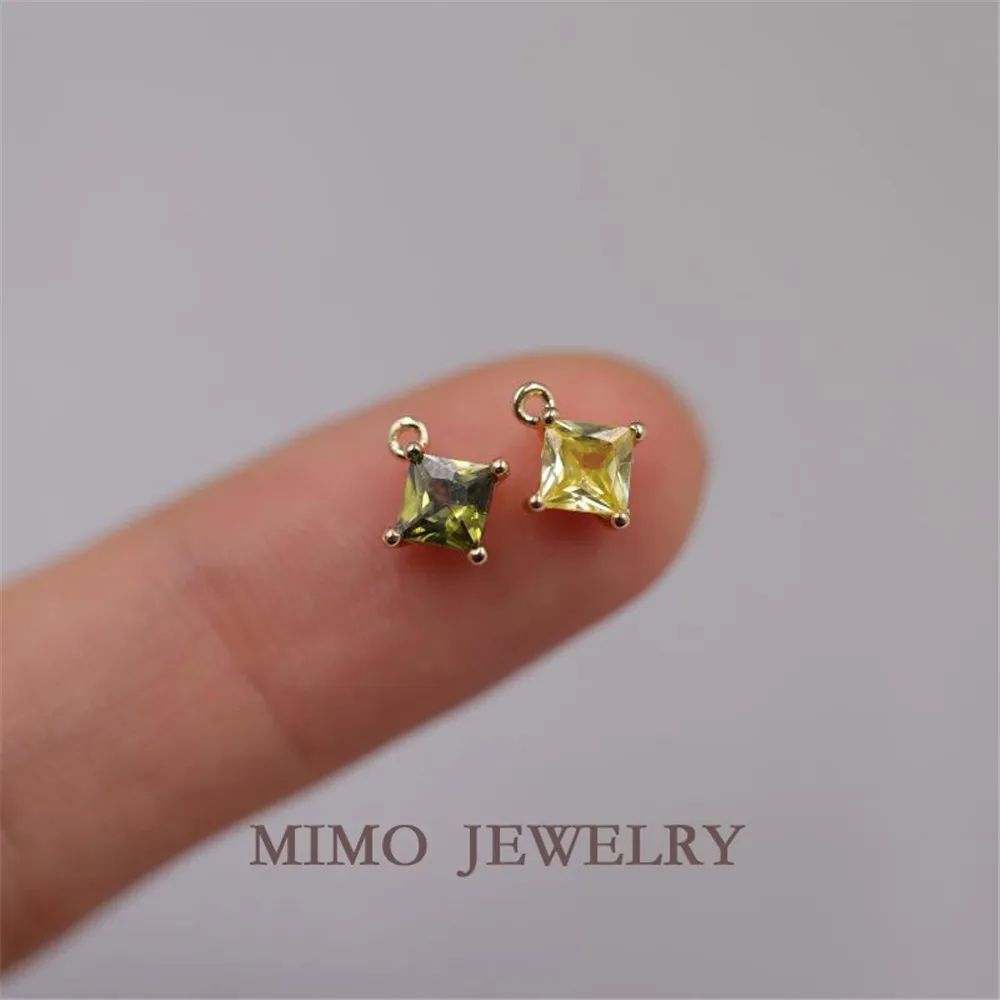 Рисунок 2 - Позолоченное квадратное циркониевое одиночное кольцо