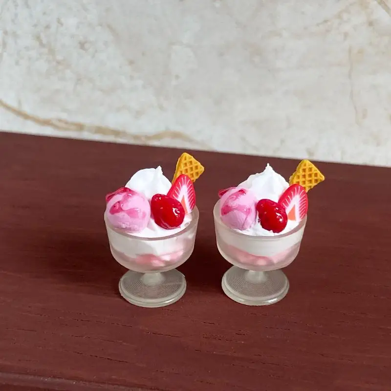 1pc Miniature Dollhouse Food Toy Strawberry Ball Pink Ice Cream Cup Model - DIY Decoration For Doll Accessories Kids Gift