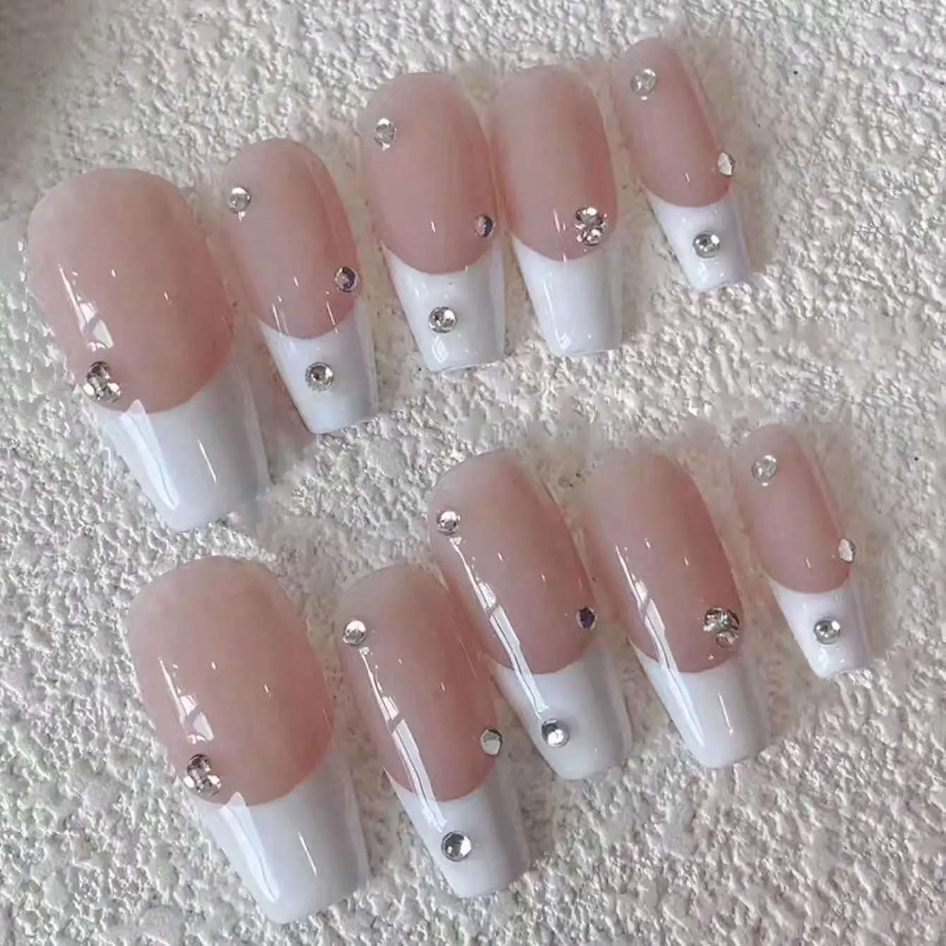 10 Uñas Postizas Francesas Hechas a Mano con Pedrería Rosa y Blanca, Largas, Forma Ataúd, Cobertura Completa, Reutilizables, de Lujo, 2026