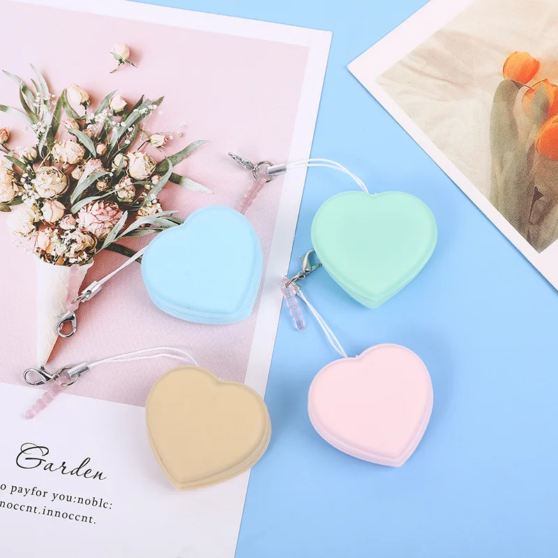 

Heart-Shaped Macaron Screen Glass Cleaner 1Pc / 4Pcs Dropshiping