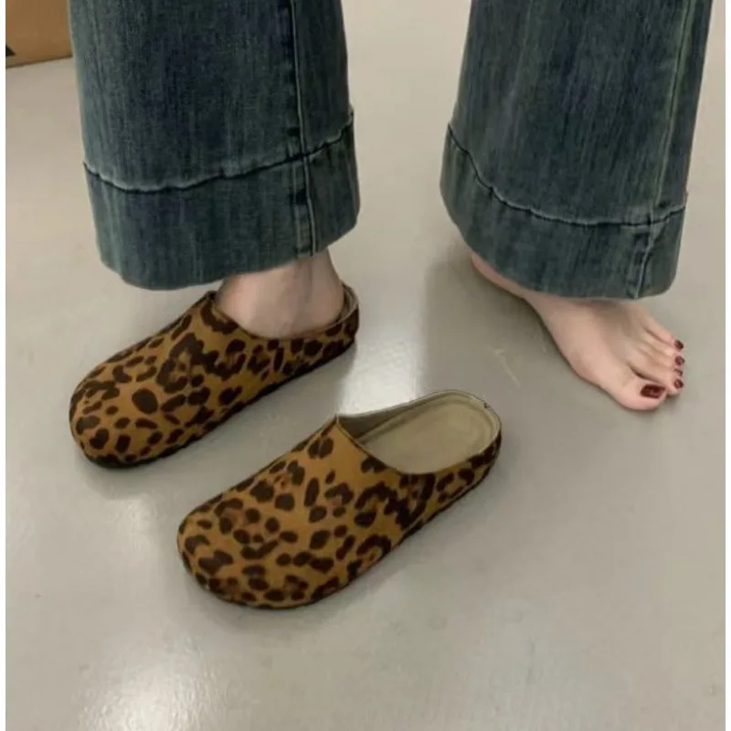 New Classic Women's Leopard Closed Toe Cork Flats Slippers Ladies Leopard Cork Slippers Camo Mule Clogs Shoes  Zapatos De Mujer 2