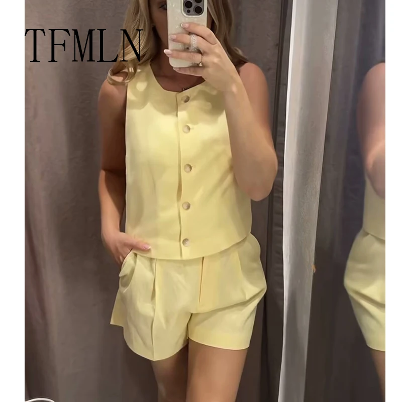 TFMLN Fashion Women Shorts Sets 2025 Simple Casual Single Single Breasted Vest Tops Mini Shorts Outfits 2025 New Summer Clothing