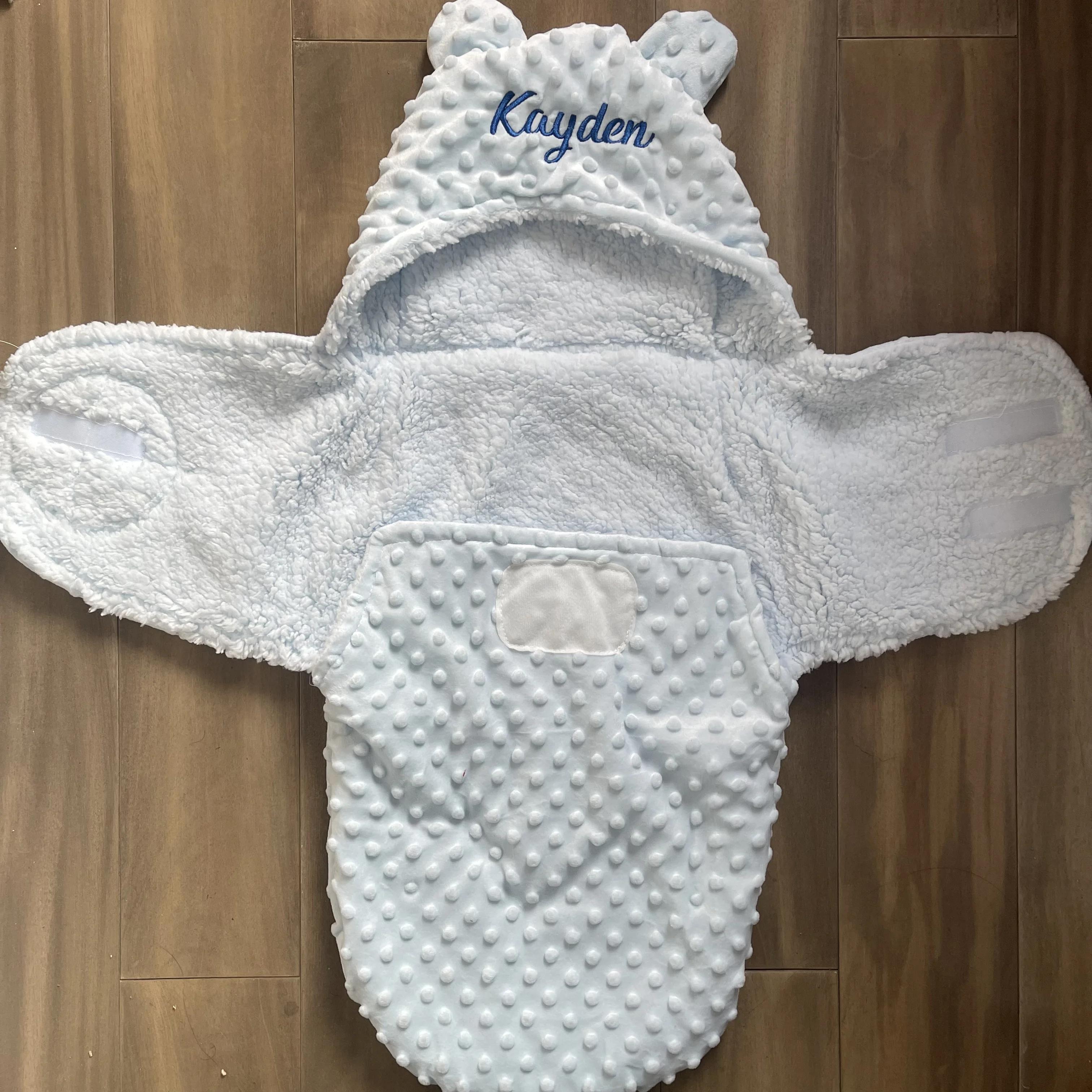 

Personalized Embroidered Newborn AutumnWinter Double Layer Lamb Plush Bean Plush Blanket Baby Kick proof Quilt Warm Sleeping Bag