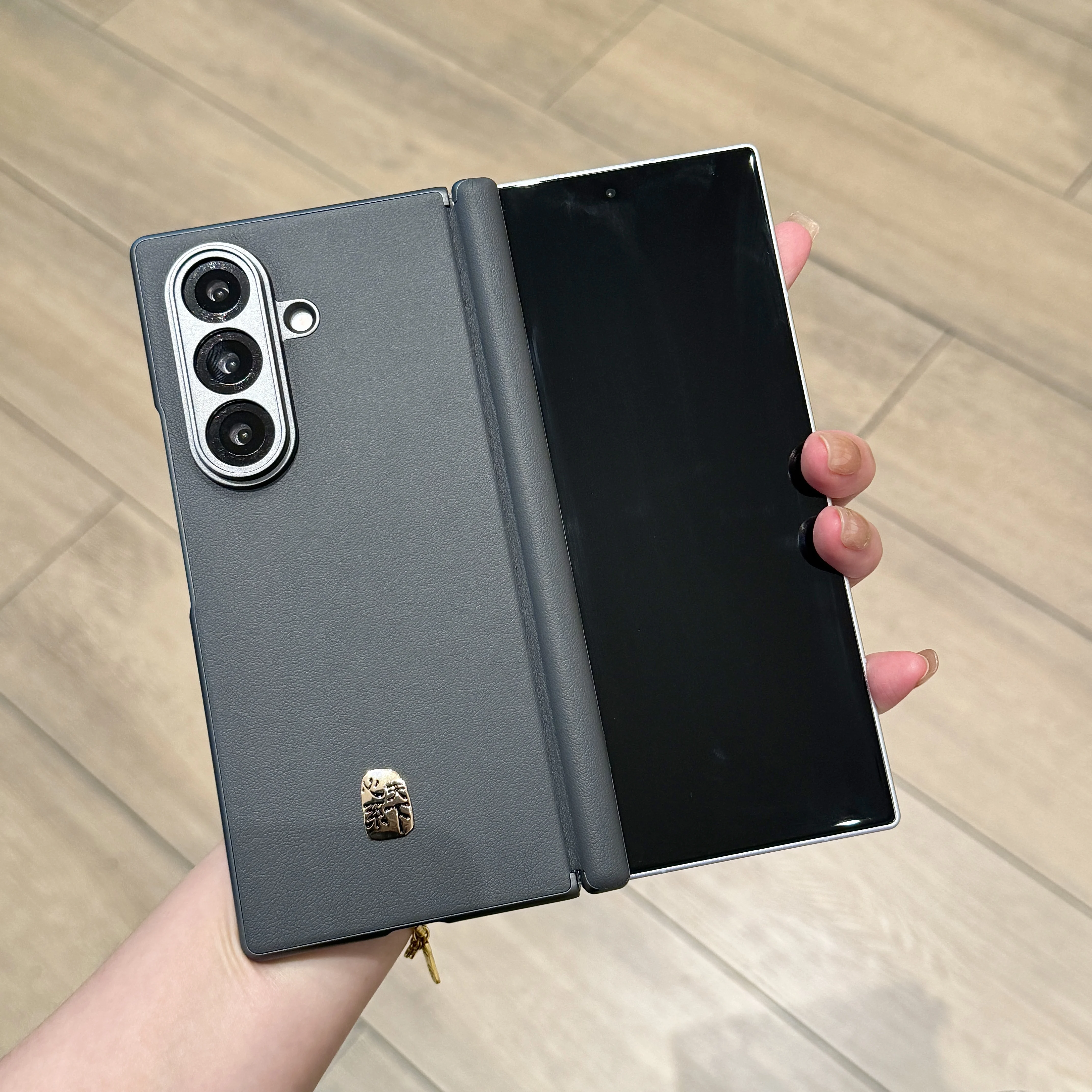 Luxury Carbon Fiber PU Leather Protective Back Cover Case