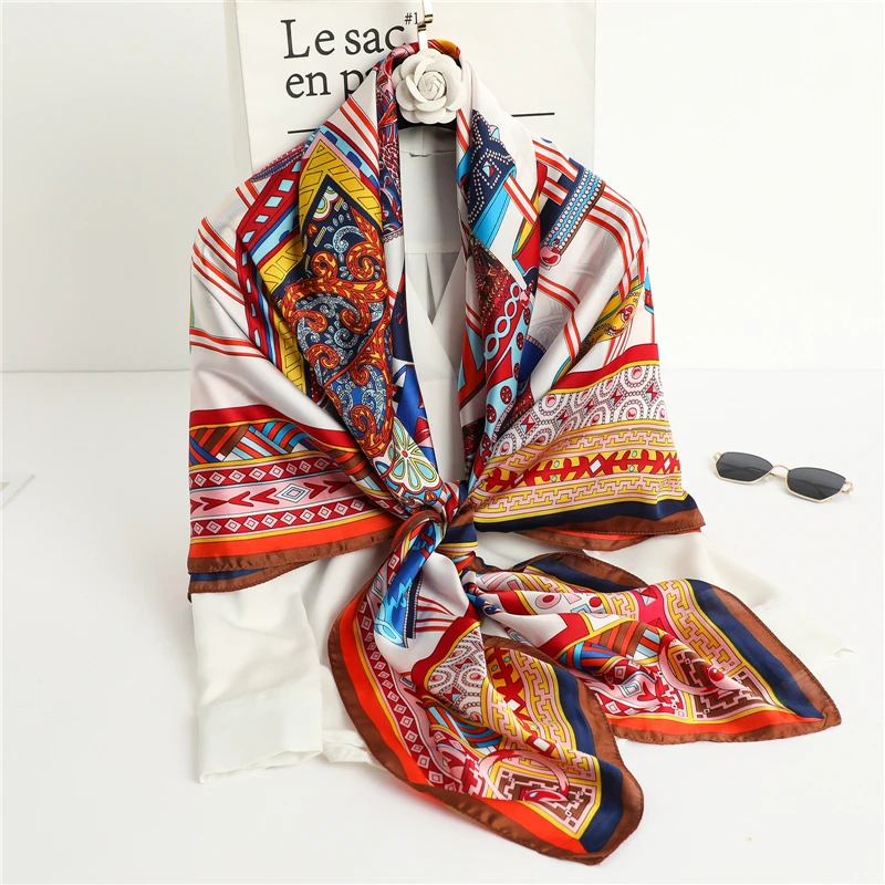 

Spring New Beach Stoles 135cm Big Silk Square Scarf Women Luxury Shawl Wrap Neckerchief Hijab Headscarves Turban 2022 Bandana