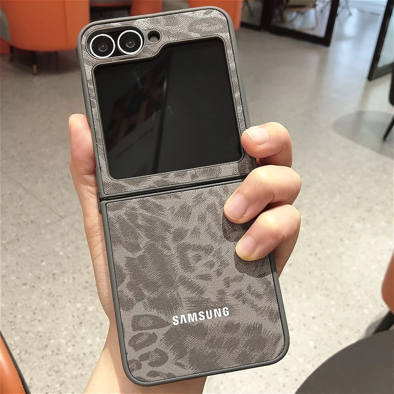 Luxury Leopard Print Leather Shockproof Case – 2-Piece Set Cover