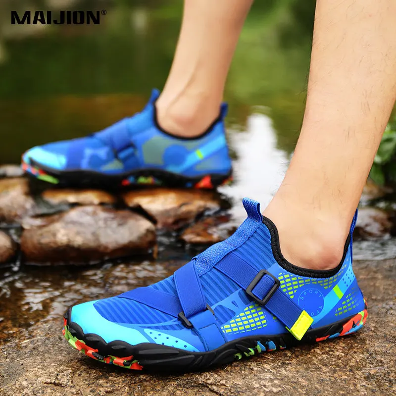 Men Breathable Elastic Flat Upstream Footwear Water Shoes Nonslip Seaside Surfing Water Sports Shoes Outdoor Beach Aqua