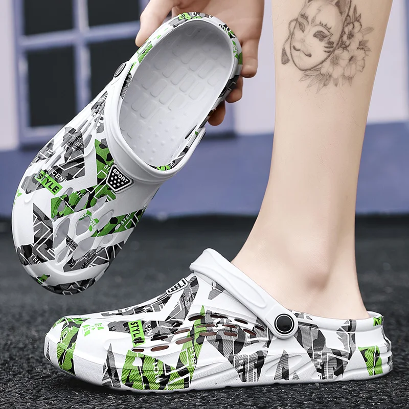 Men's Slippers Outdoor Sandals Beach Clogs Comfortable Soft Slides Indoor Water Shoes Men Outdoor Sandals Big Size 46 47 48 49 2