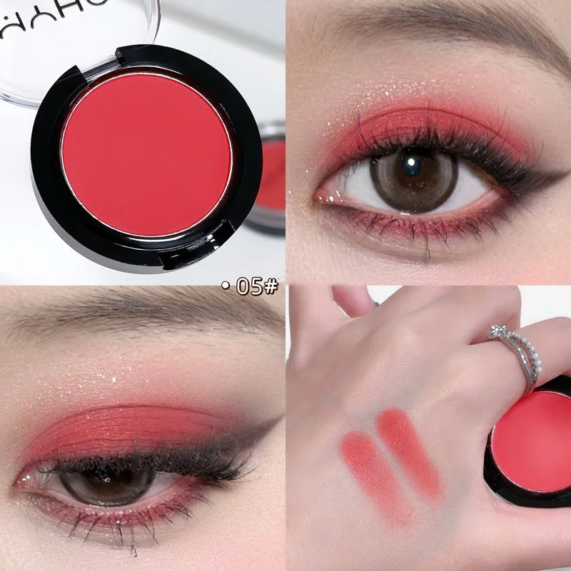 Smoky Blue & Red Eyeshadow Palette with Natural Highlighter for Delicate Eye Contouring