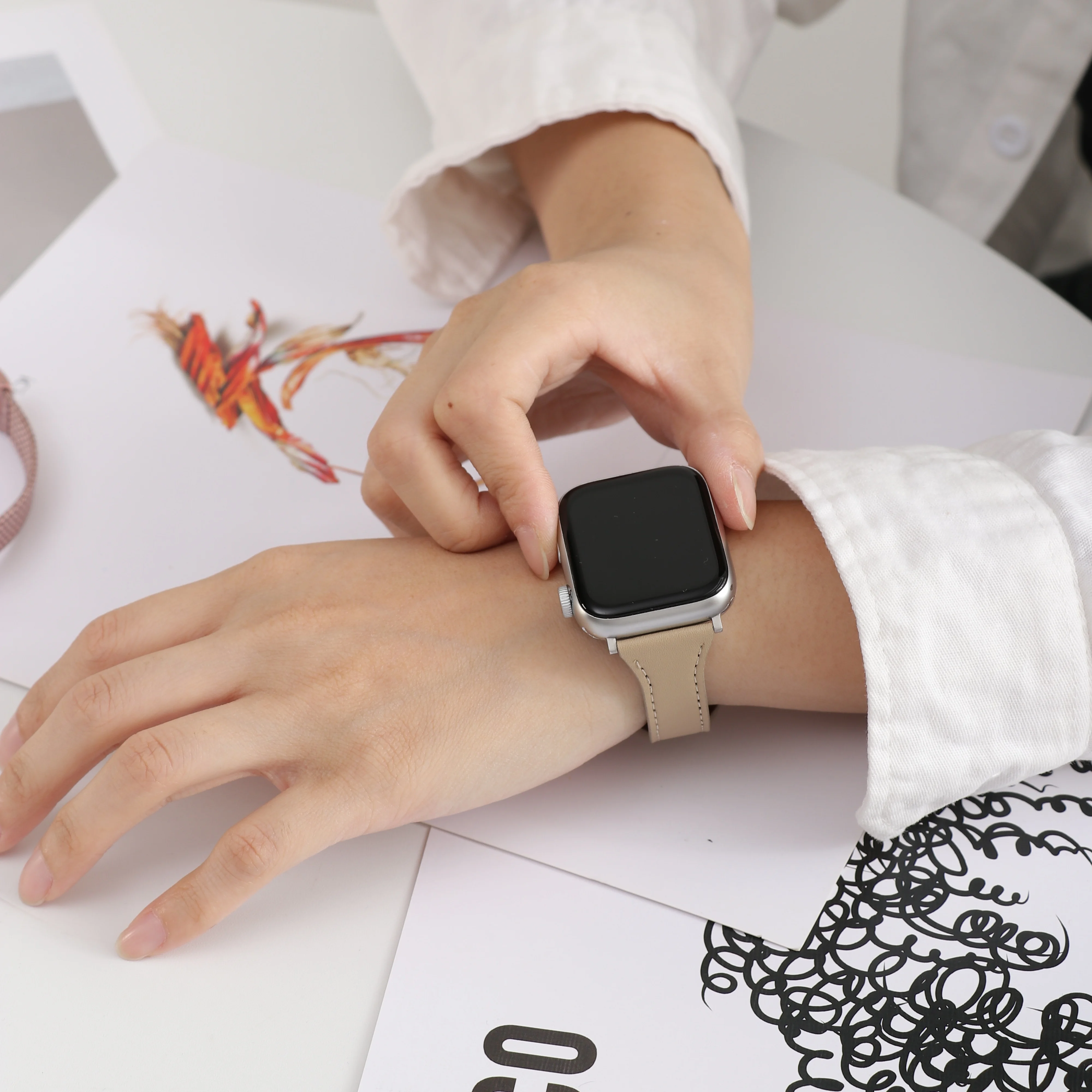 Schlankes Lederarmband für Apple Watch Band Ultra 49 mm 8 41 mm 45 mm 7 SE 654321 44 mm Damen-Armbandschlaufe für iWatch-Serie 42 mm 40 mm – Detail 5