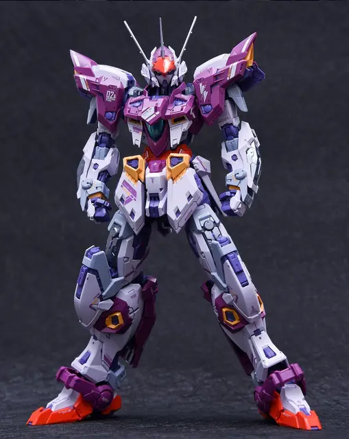 1/100 REAL MINUTIA DESIGNS Cosmic General Purpose Combat Robot Thunderbolt