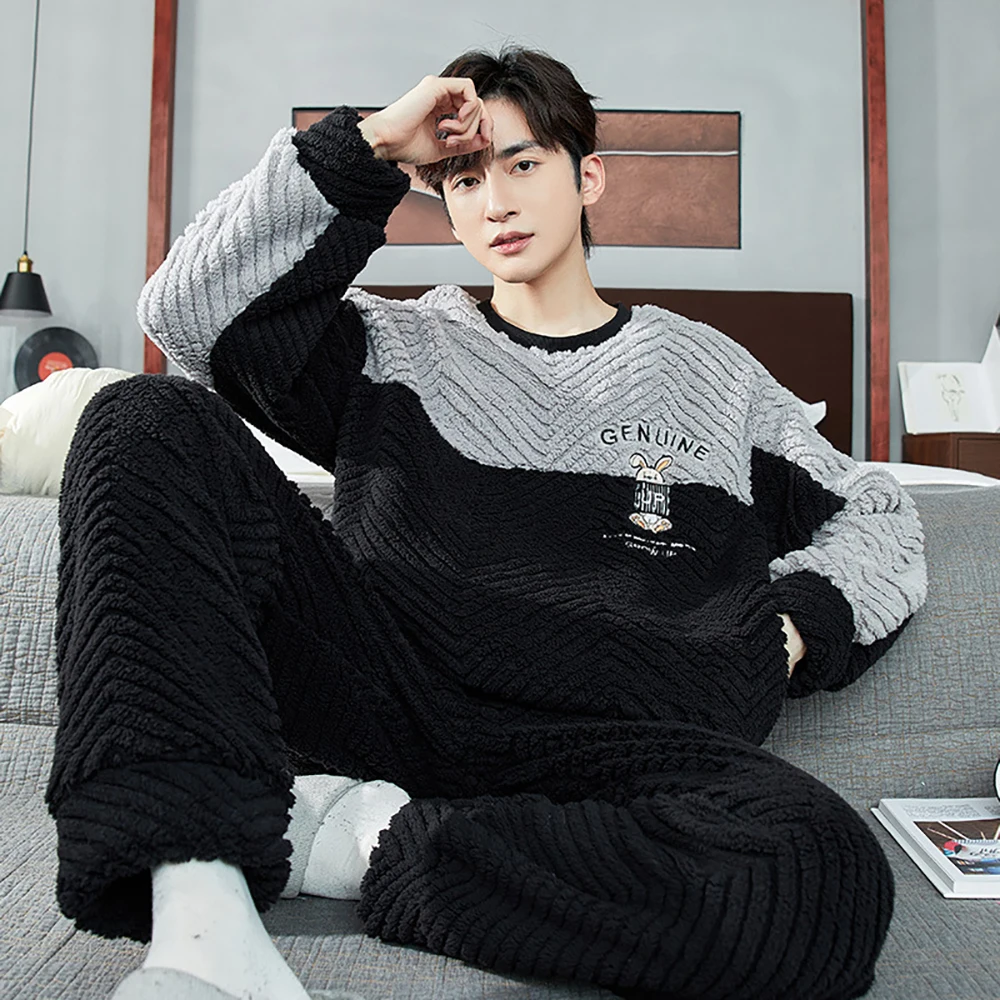 Winter Thicken Flannel Sleepwear for Sleeping Men's Pajamas Set Korean Style Cartoon Pajama Warm Loose Comfortable pijama hombre