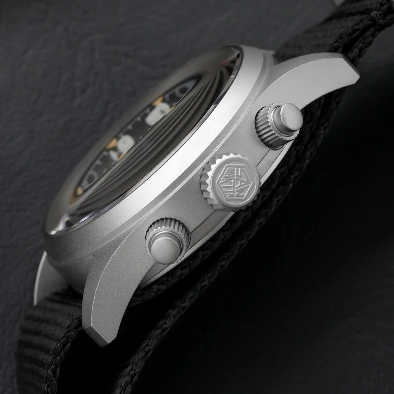 San Martin Military Chronograph Watch VK61 Quartz BGW9 316L Stainless Steel Luminous 100m Retro Watch Vintage Wristwatch SN0120W