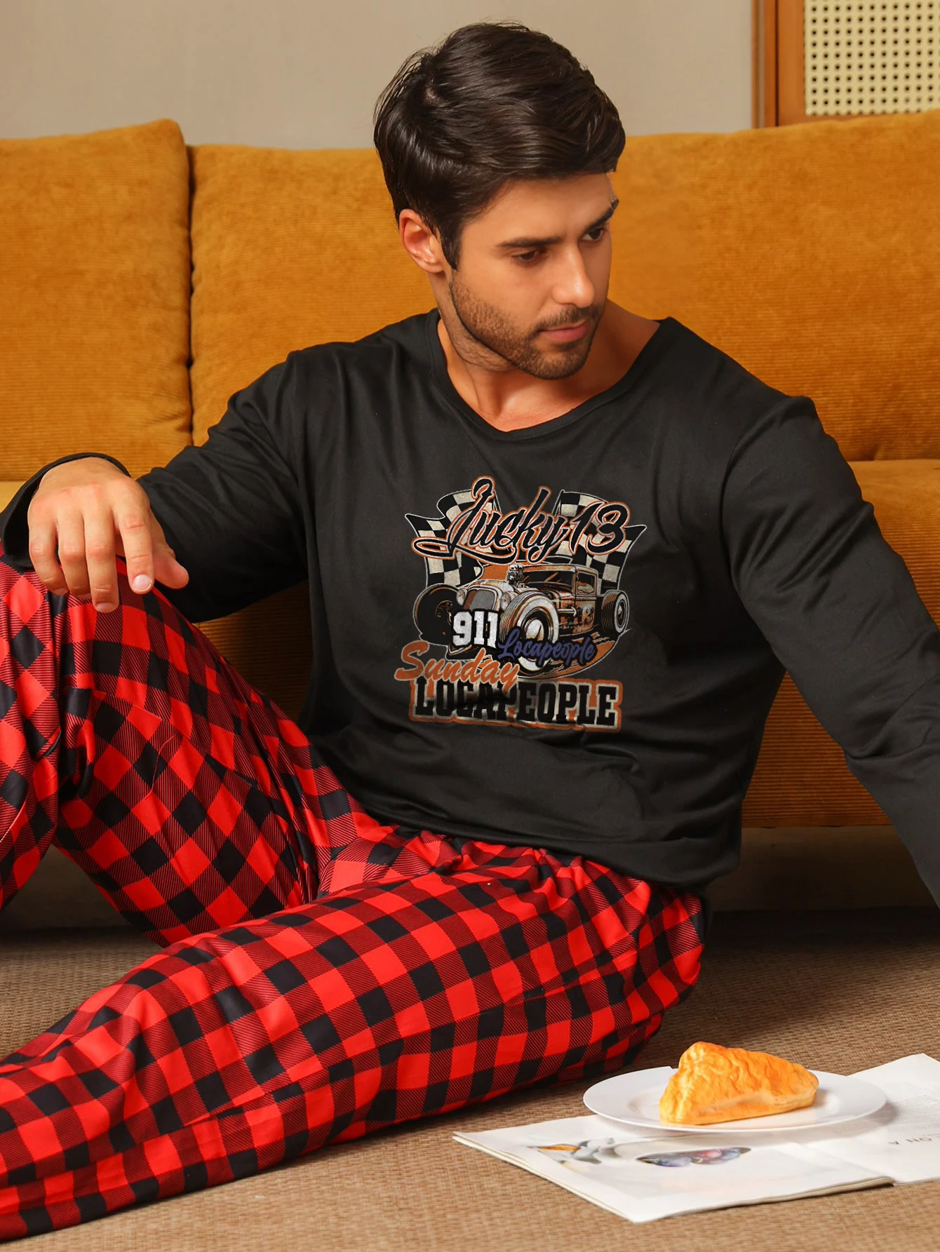 Two piece sets men's pajamas autumn and winter long sleeved pants car letters sleepwear set 4 S3613b88008c74af6a7c714abfe3d5e9dh