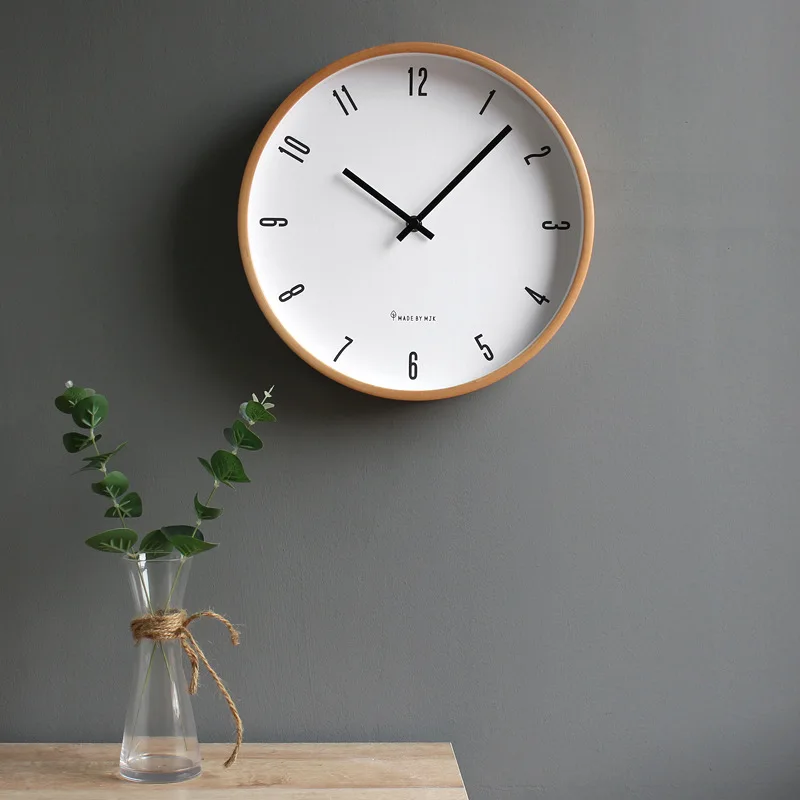 JapaneseSimpleWallClockNordicFashionSolidWoodQuartzWallDecor