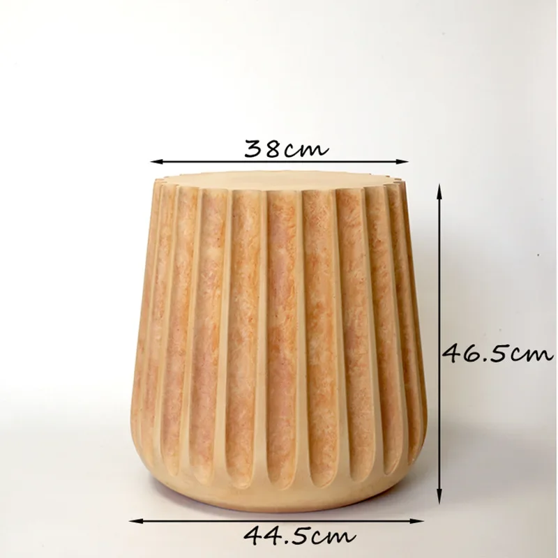 طاولة قهوة جانبية عصرية بتصميم بسيط من أكسيد المغن...