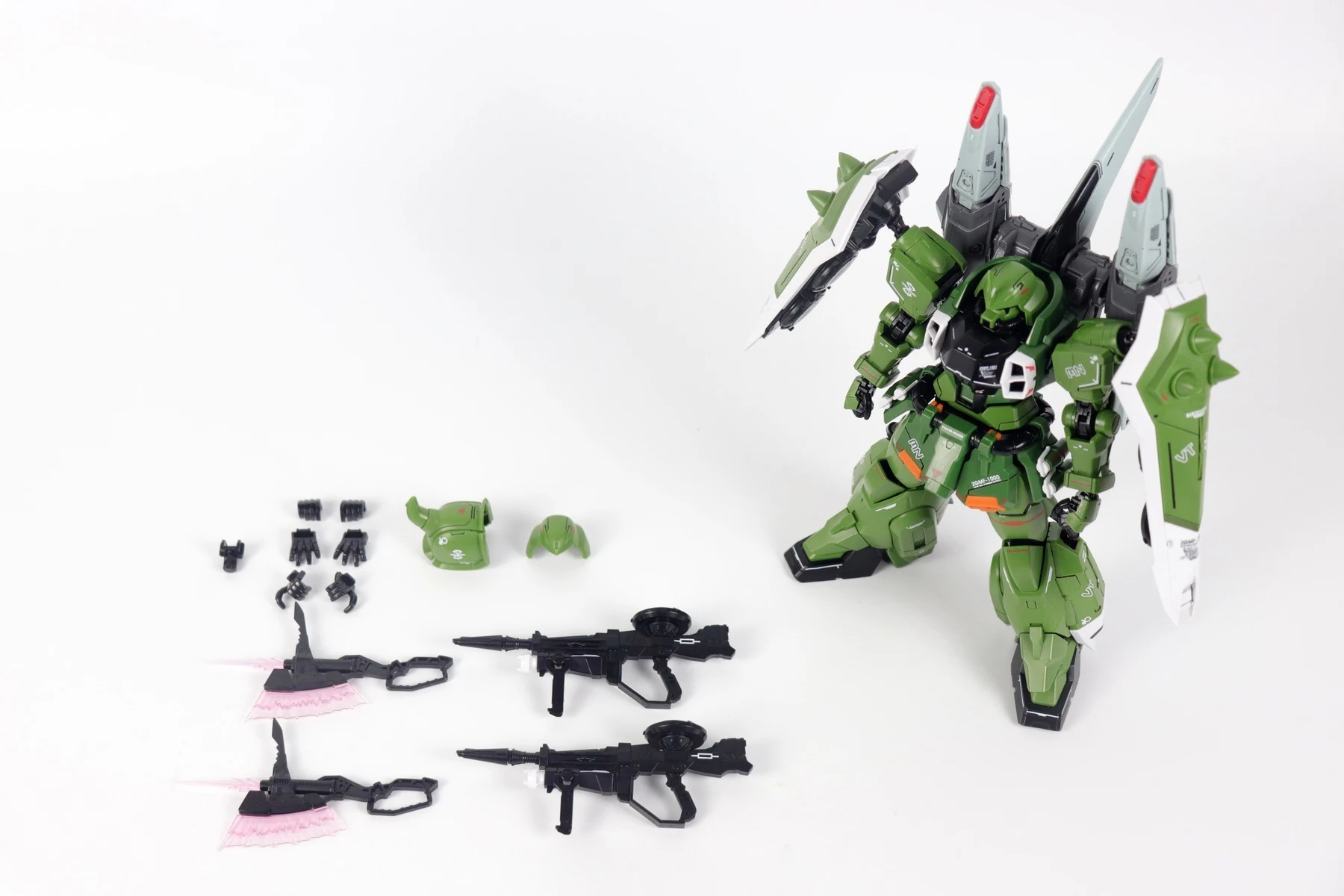 BLAZE ZAKU PHANTOM WARRIOR 1/100 MG 2001G ZGMF-1001/M