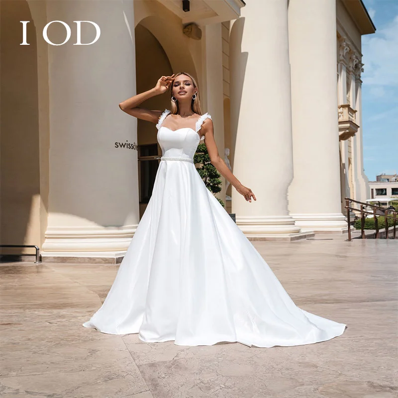 

I OD 2023 Simple A Line Satin Spaghetti Straps Wedding Dress Sweetheart Lace Up Back Sleeveless Sequined Belt Robe De Mariee