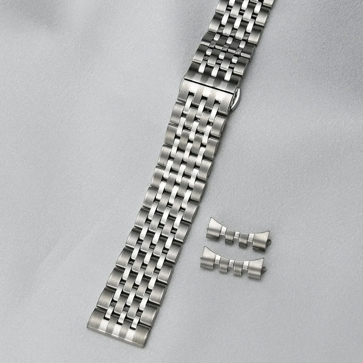 Curved End Stainless Steel Watchband Bracelet – Universal Solid Strap