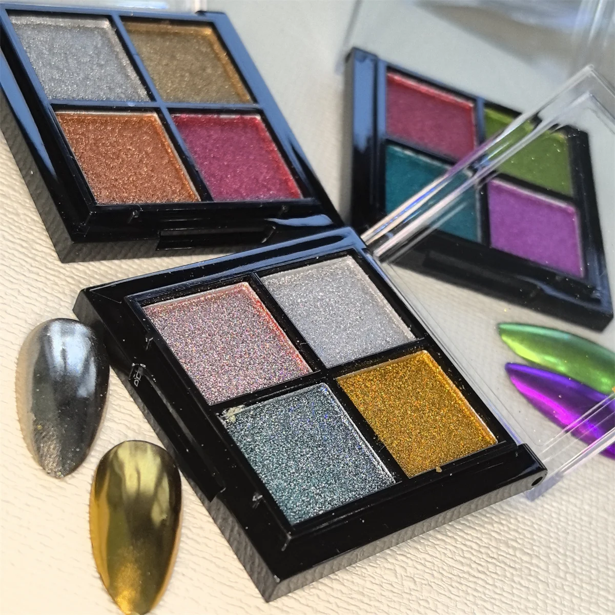 4 grid chrome nail magic mirror powder palette holographic laser aurora solid mirror gel polishing pigment decoration nail powder nail glitter nail pigment 1pc