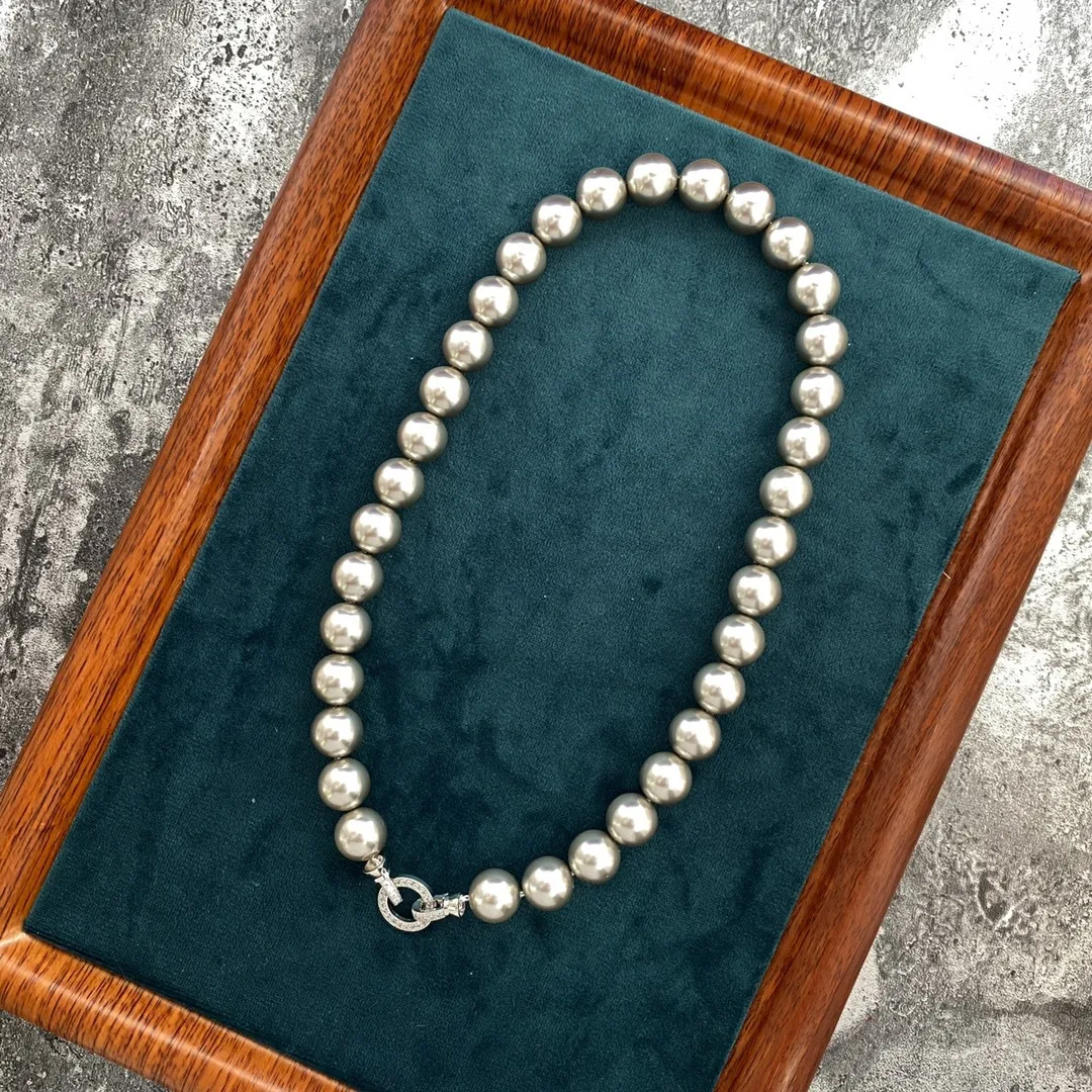 Retro fashion high quality grey round pearl necklace female simple niche clavicle chain