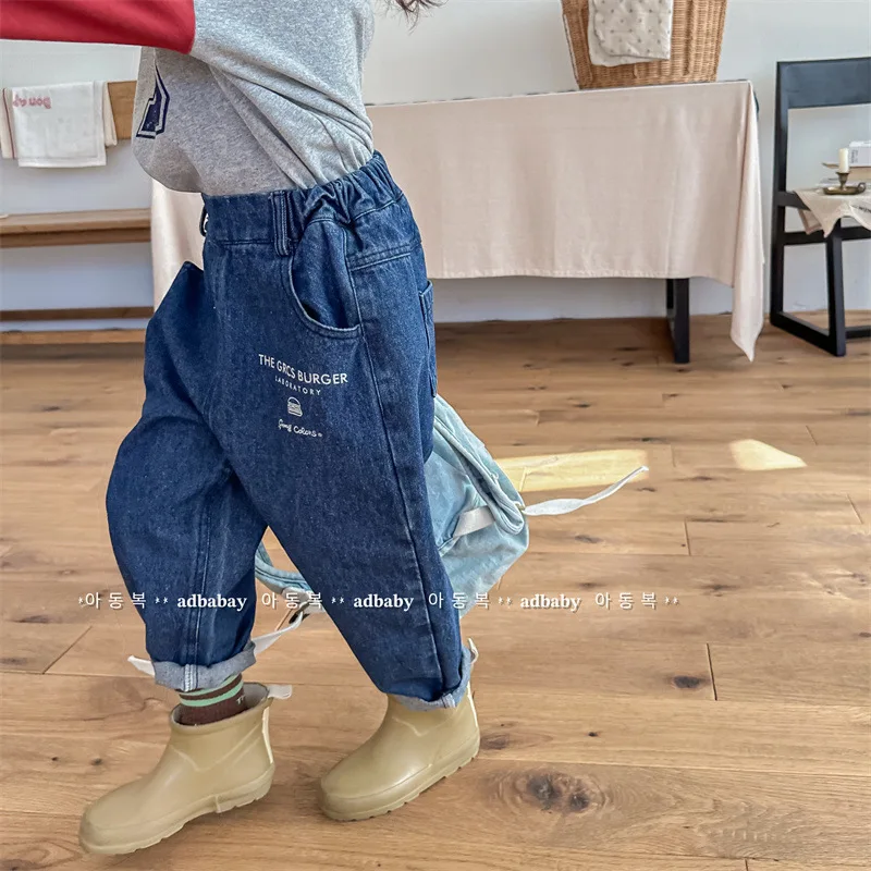 

2024 New Spring Children Denim Pants Baby Girls Loose Casual Trousers Toddler Boys Harem Pants Korean Style Kids Fashion Jeans