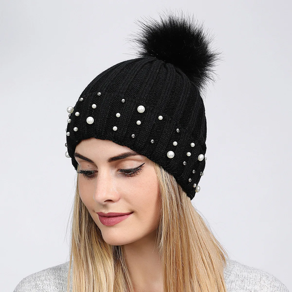 Winter Pearls Knitted Beanie Women Casual Outdoor Warm Cap Female