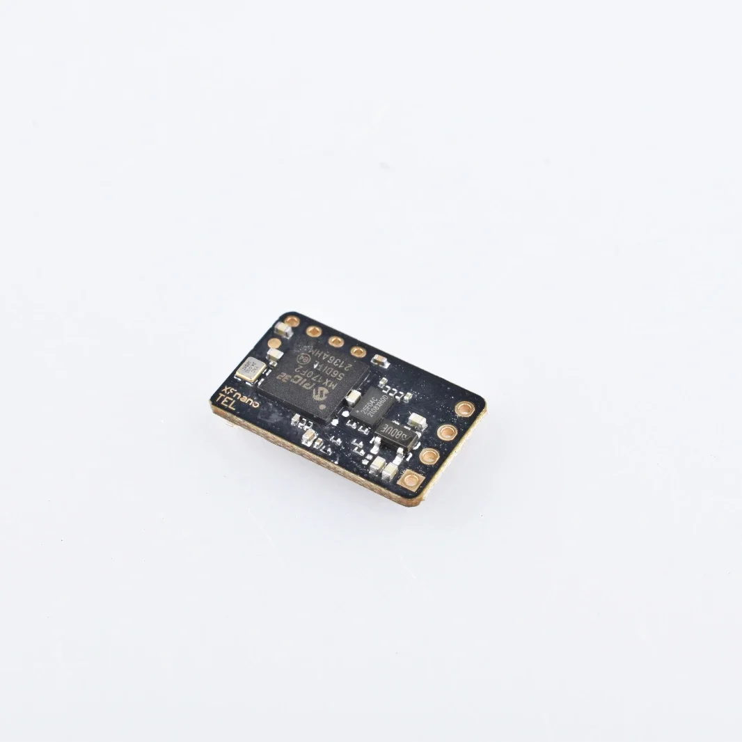Comparaison entre les modèles Nano RX SE et Pro du récepteur TBS Crossfire. Achetez TBS Crossfire Nano RX SE ou Pro pour votre drone.