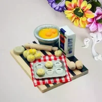 Ensemble de boulangerie pour jeux de rôle pour enfants ; Station alimentaire modèle maison de poupée ; comprend œuf, lait, pain, planche à découper. 1