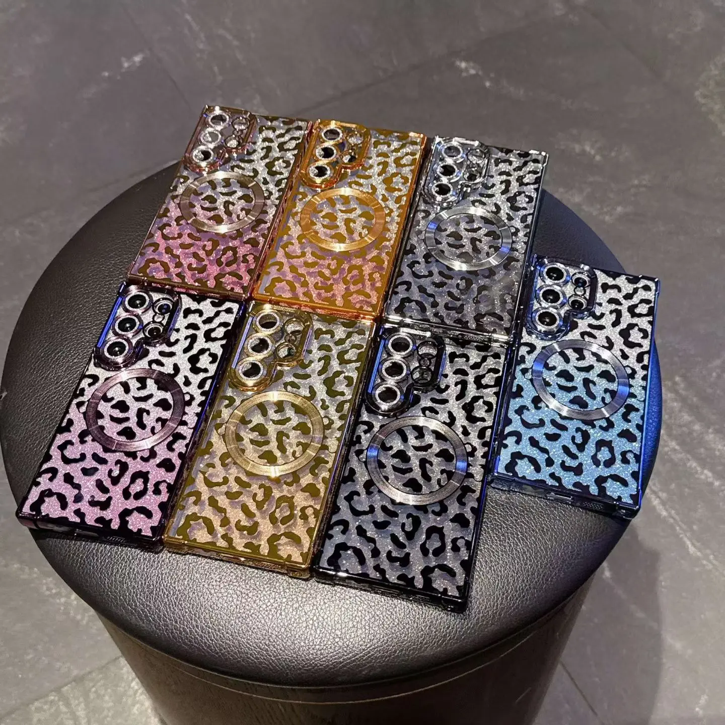 Luxury Leopard Pattern Gradient Glitter Plating Case with Magnetic Closure