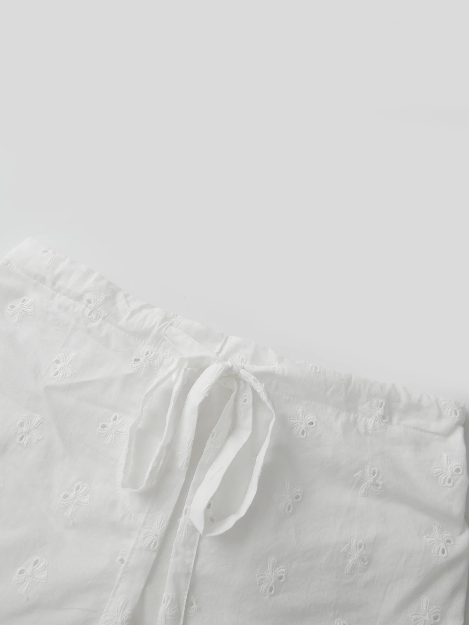 Women s Lightweight Cotton Lounge Shorts with Elastic Waistband and Delicate Floral Embroidery Detail for Summer Comfort